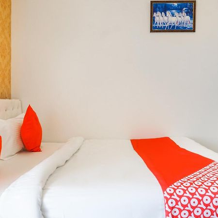 Hotel O Nitya Executive Phursungi Екстериор снимка