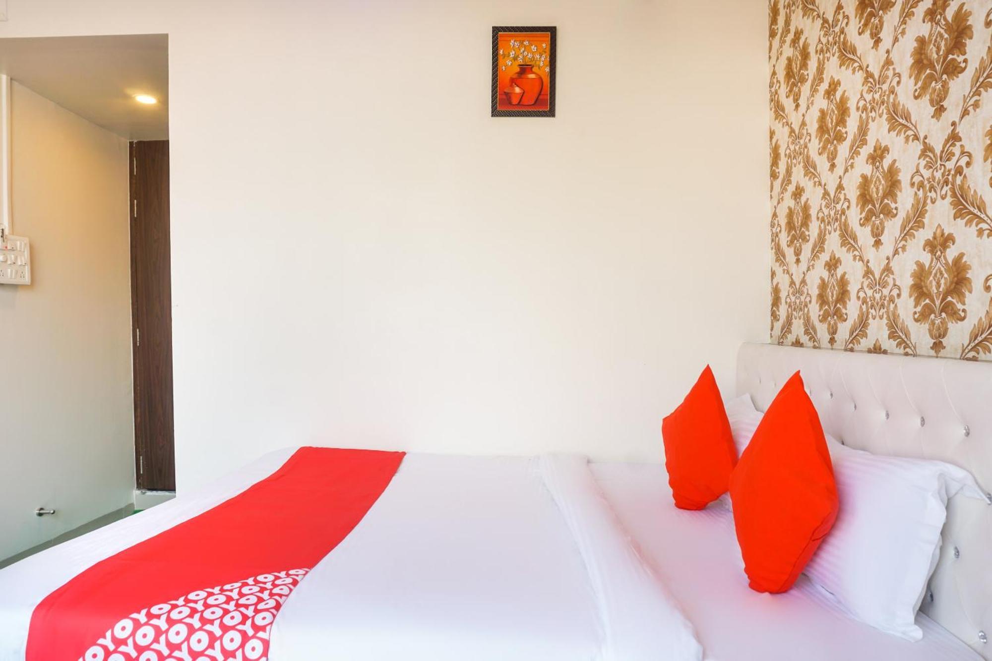 Hotel O Nitya Executive Phursungi Екстериор снимка